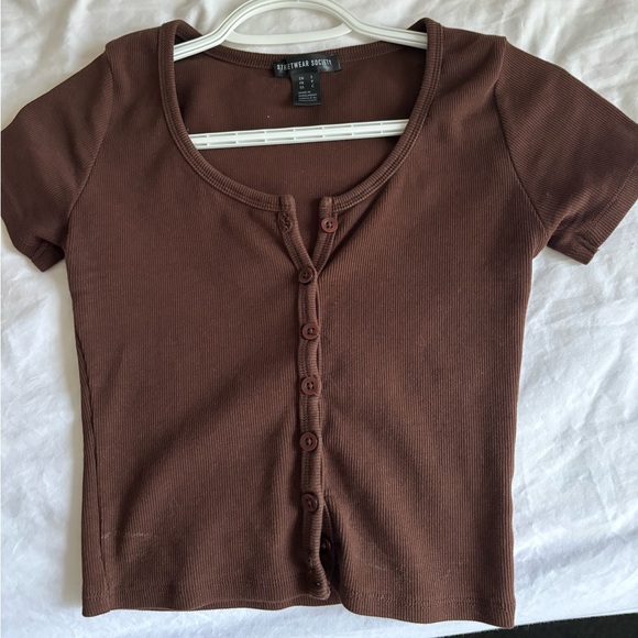 Brown button up tee - Picture 1 of 2